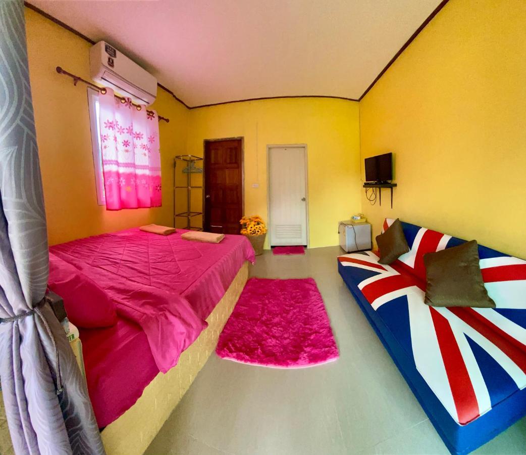 Lee Red House Hotel Ban Lak Uan Exterior foto
