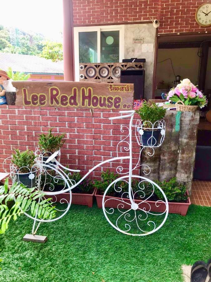 Lee Red House Hotel Ban Lak Uan Exterior foto