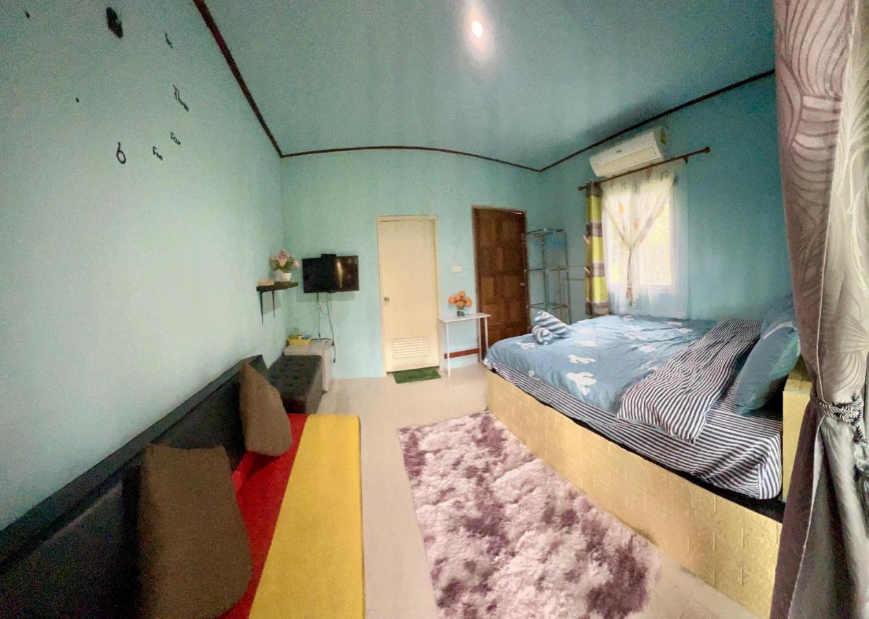 Lee Red House Hotel Ban Lak Uan Exterior foto