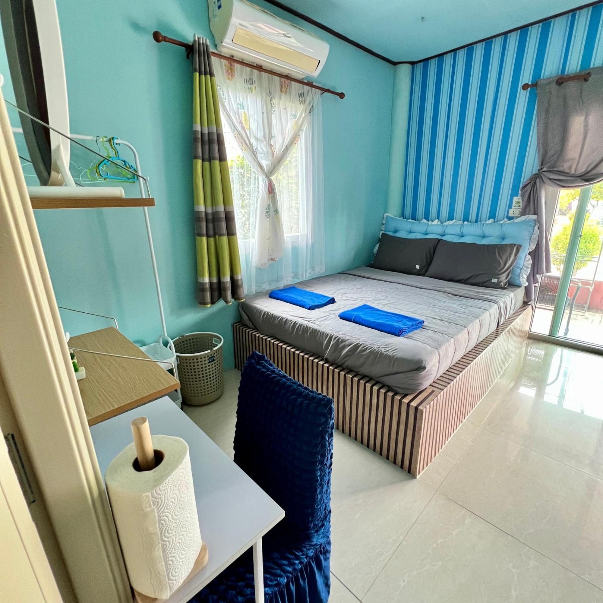 Lee Red House Hotel Ban Lak Uan Exterior foto