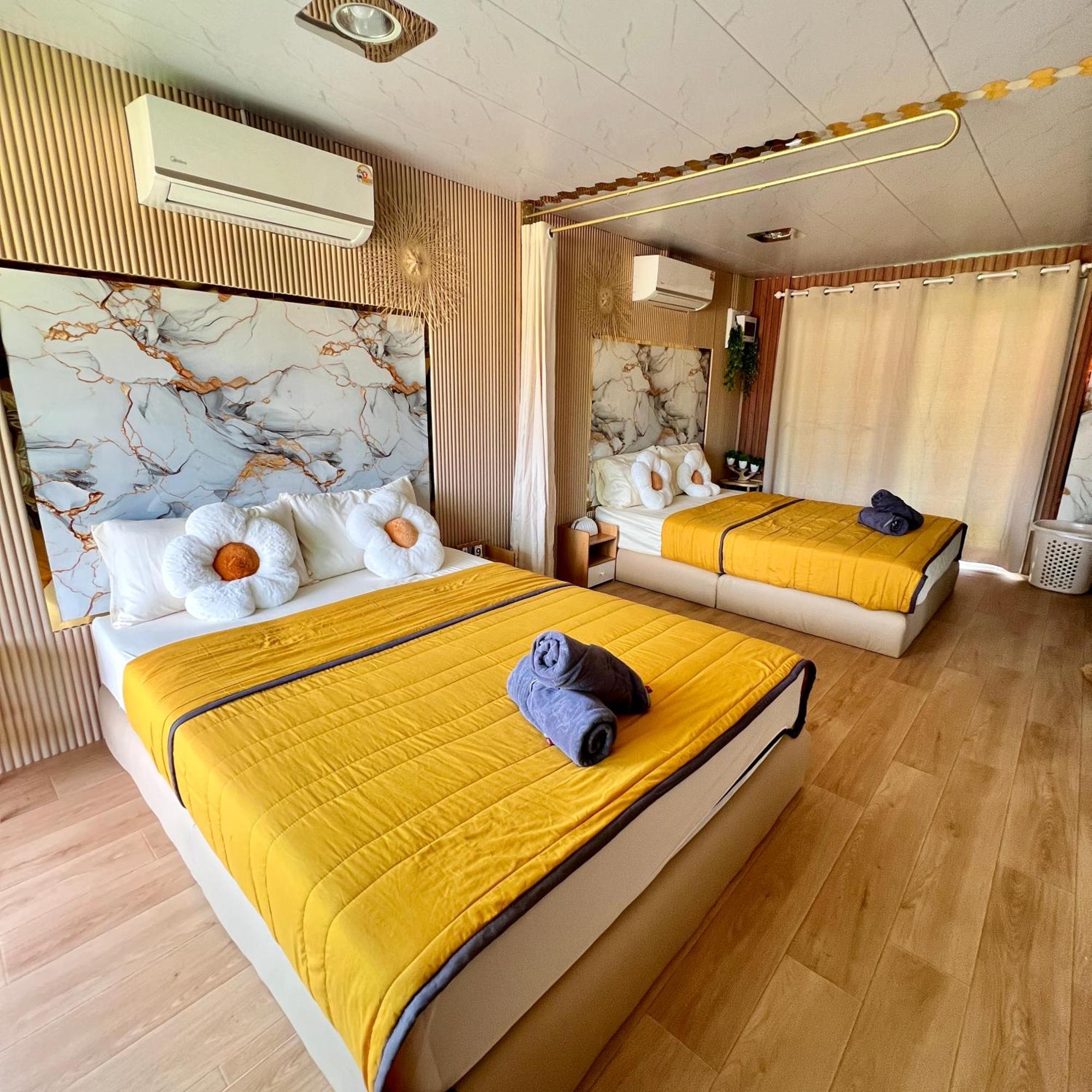 Lee Red House Hotel Ban Lak Uan Exterior foto