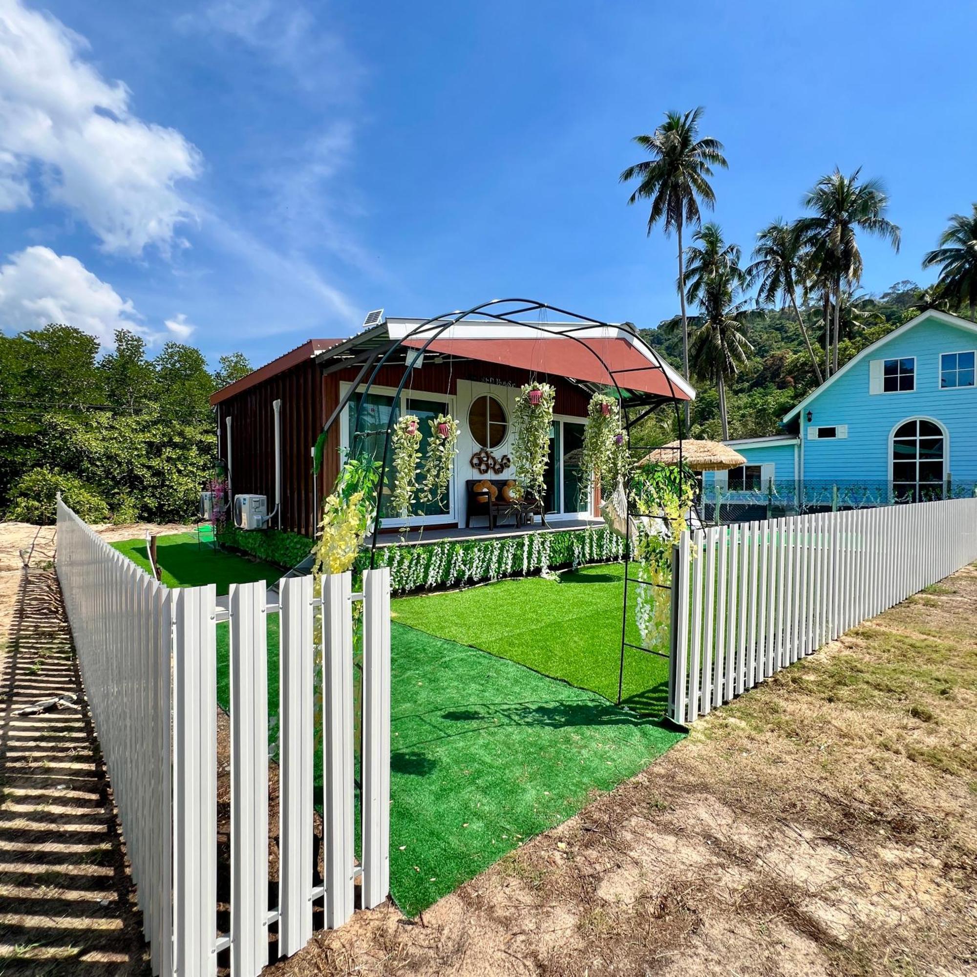 Lee Red House Hotel Ban Lak Uan Exterior foto